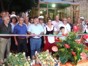 un momento dell'inaugurazione un momento dell'inaugurazione