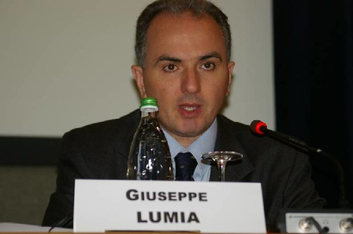 On_Giuseppe_Lumia