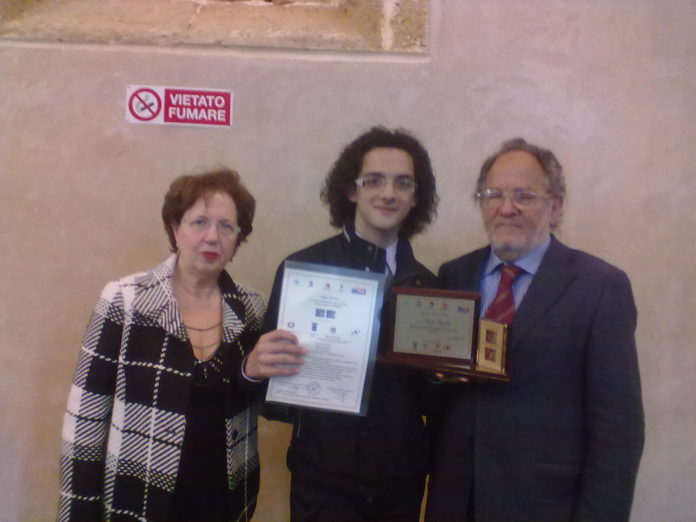 Nicolas prof.sa vassallo e Pippo Flora