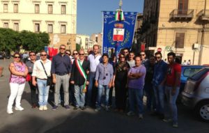 Amministrazione di Vallunga con genitori e studenti