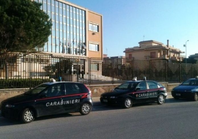 Carabinieri-davanti-il-Tribunale-di-Sciacca