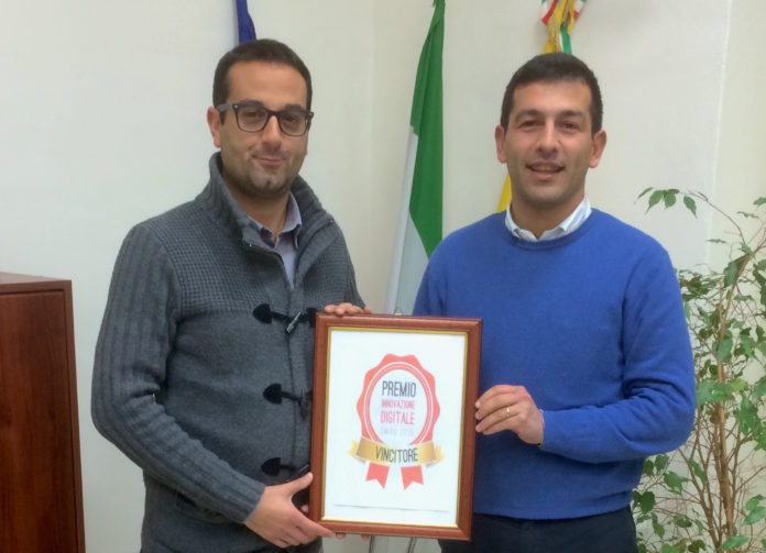 Assessore Guglielmo Lombino e Sindaco Luigi Favari