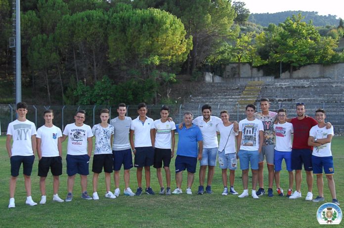Presentazione Kamarat 16-17 (5)