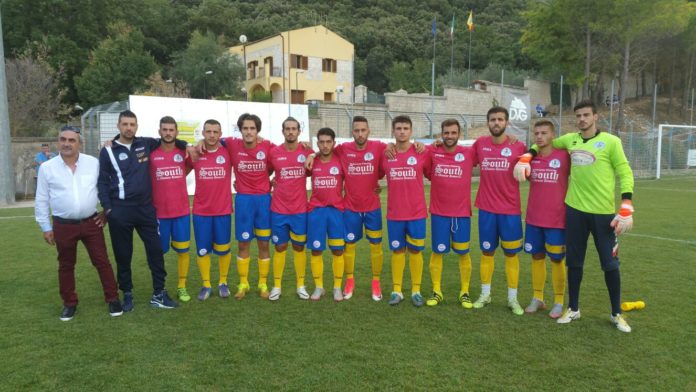 KAMARAT - PARMONVAL 0-0