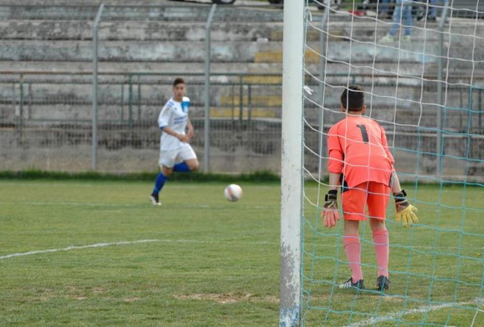 JUNIORES