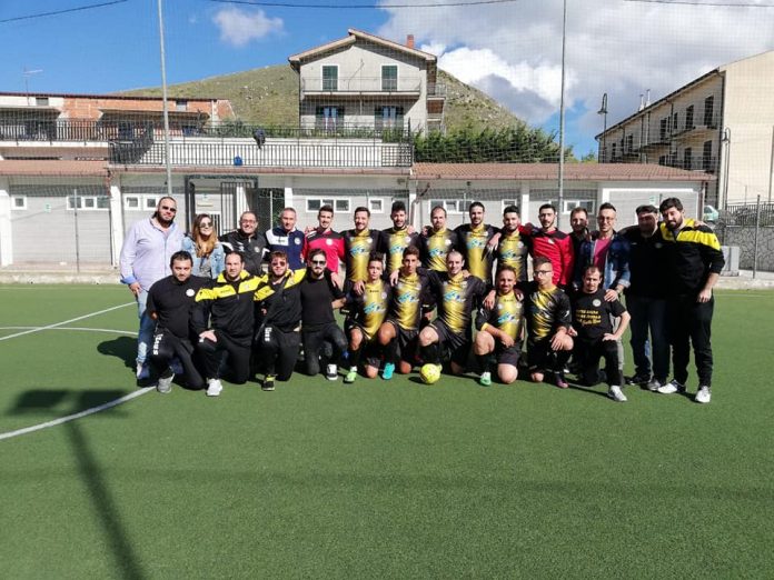AD MAIORA PRIZZI