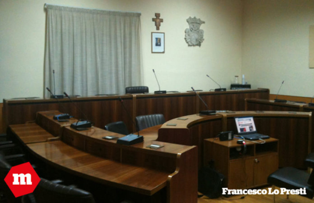 aula-consiliare-sgg-696x450